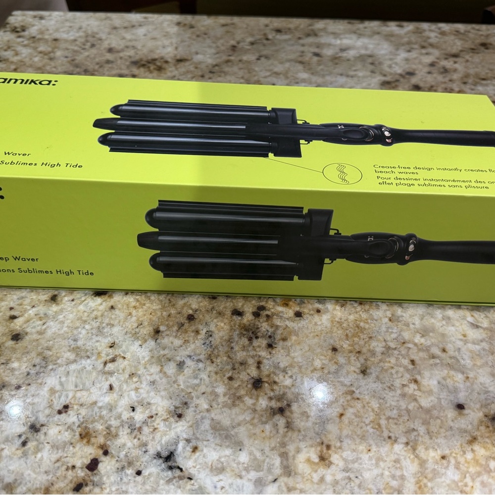 amika Black Hair Waver Tool